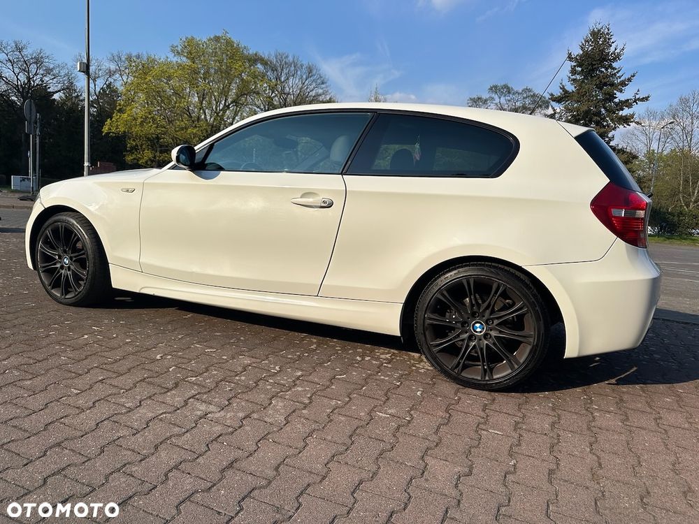 BMW Seria 1 118d DPF - 26