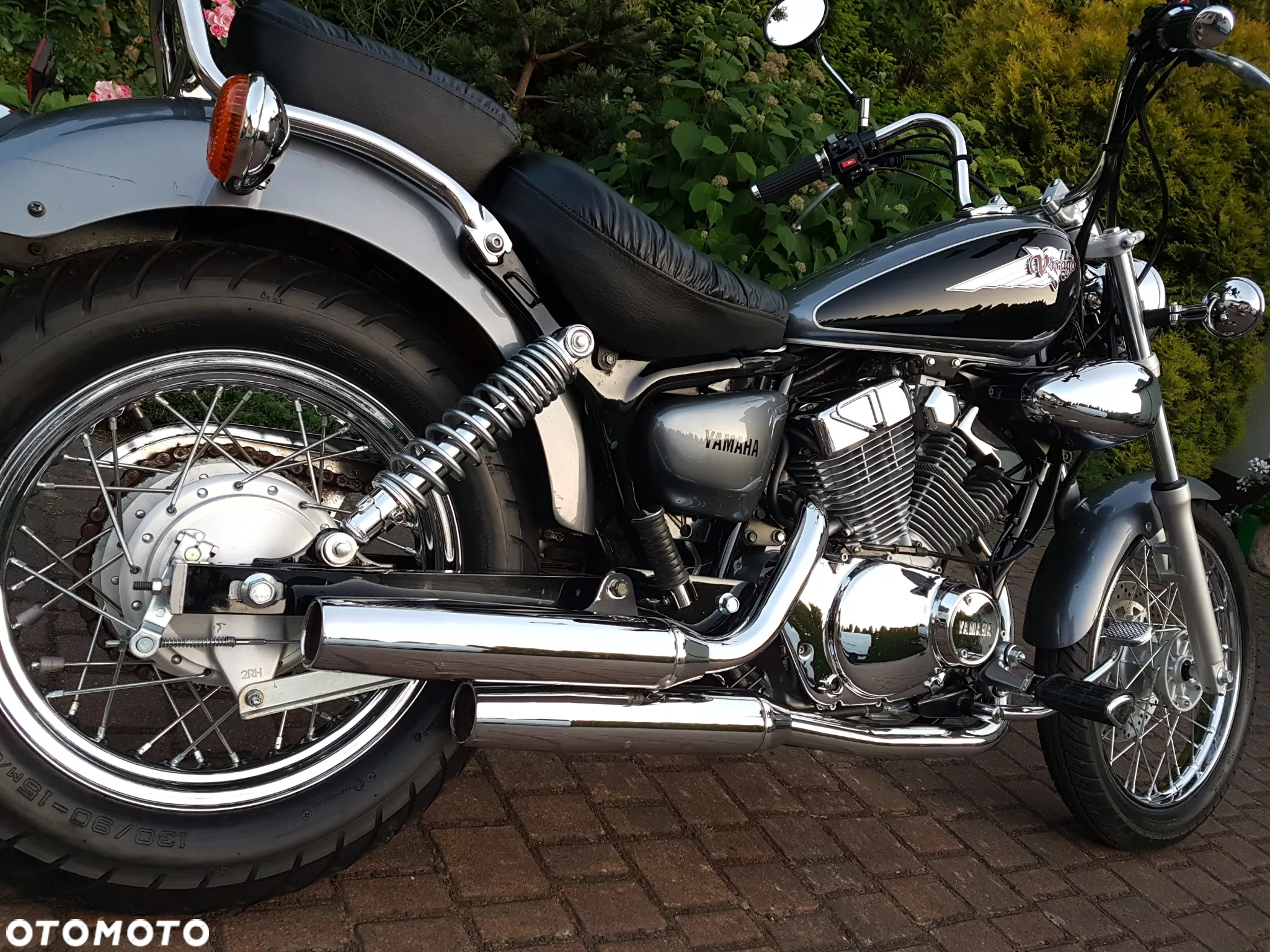 Yamaha XV - 13