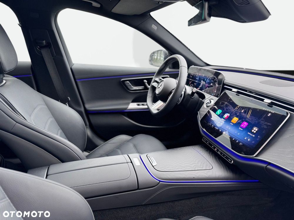 Mercedes-Benz Klasa E 200 mHEV 4-Matic AMG 9G-Tronic - 16