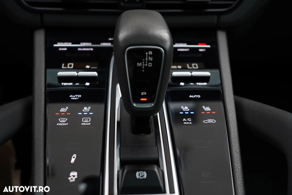 PORSCHE Cayenne Coupe 2020 — imagine 17