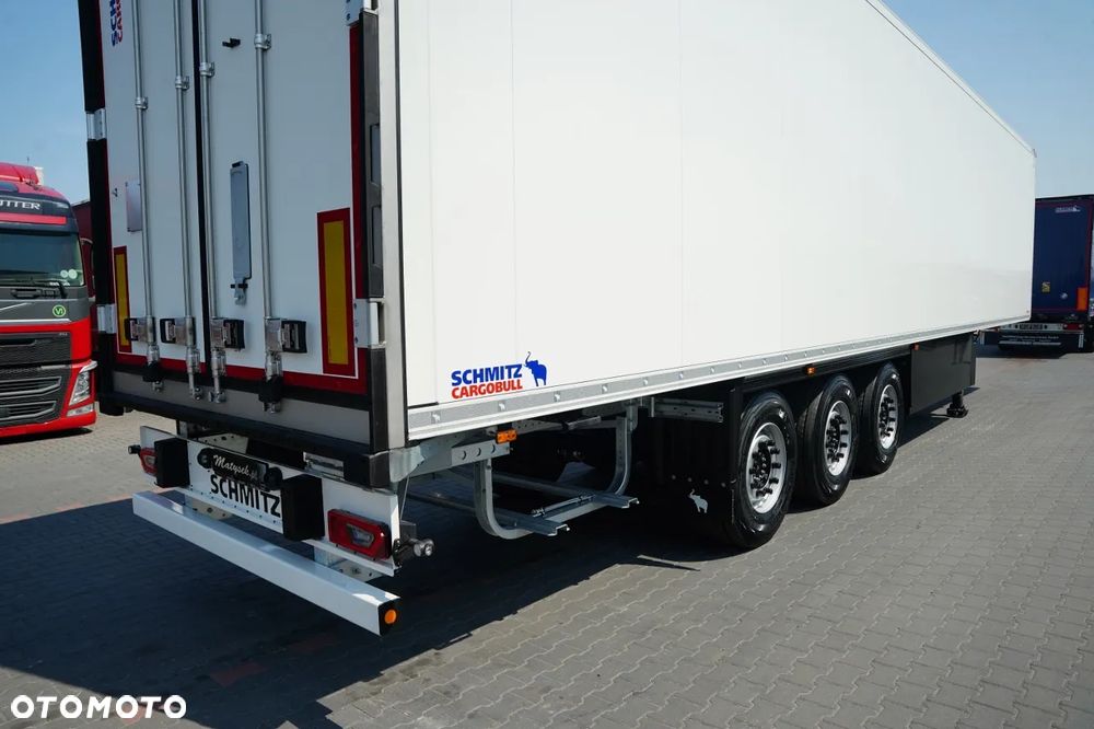 Schmitz Cargobull / CHŁODNIA / VECTOR 1550 / PALECIARA / OŚ PODNOSZONA / 2026 ROK / - 13