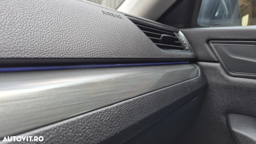 Skoda Superb 2.0 TDI DSG Active - 33