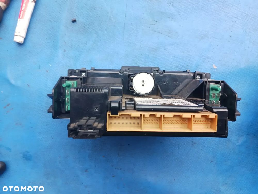 Panel nawiewu klimatyzacji AUDI A4 B5 Lift FL 8D0820043N sterowanie grzanych foteli grzane fotele przełącznik klimatyzacji panel sterowania nawiewem - 4