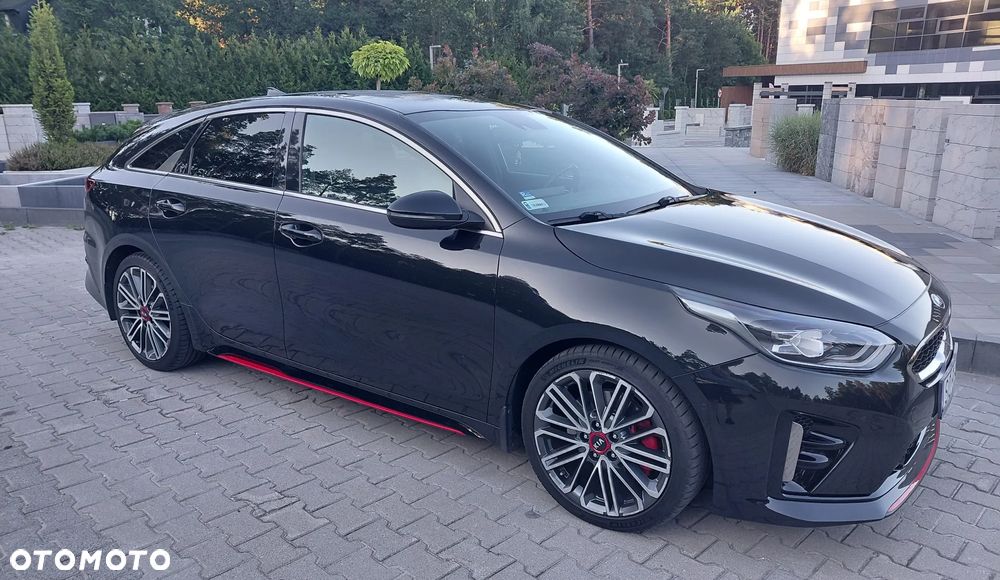 Kia ProCeed - 8
