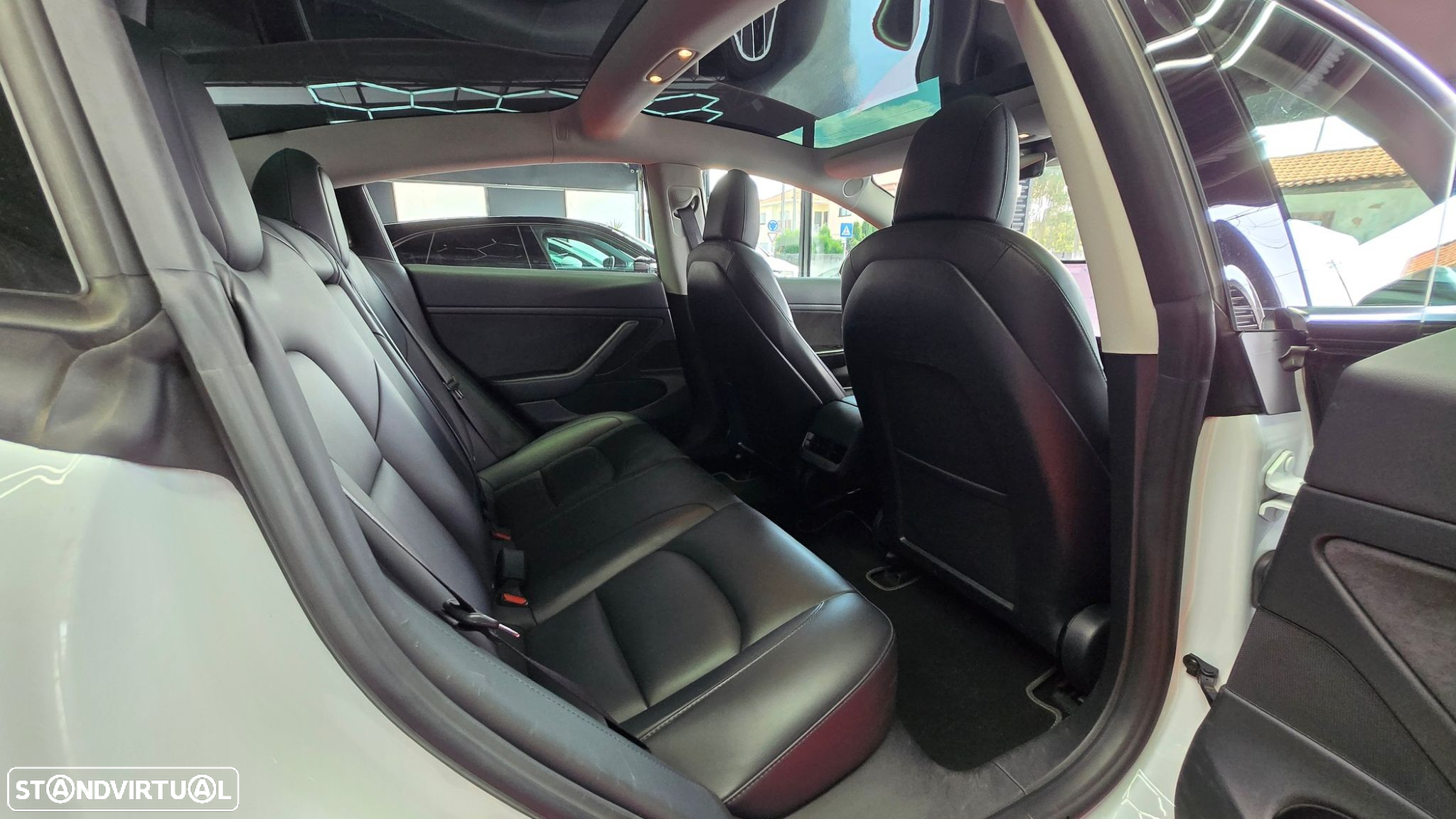 Tesla Model 3 Standard Range Plus RWD - 28