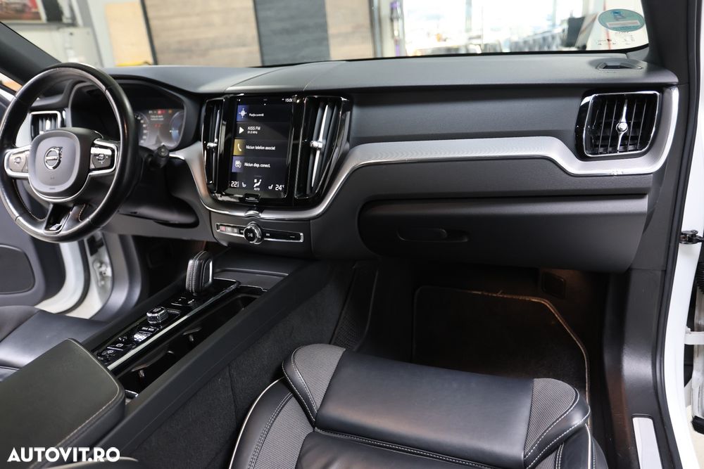 Volvo XC 60 Recharge T8 Twin Engine eAWD Inscription - 6