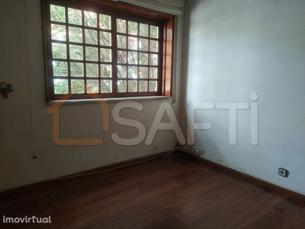 Bonita moradia em Nogueira - Grande imagem: 3/44