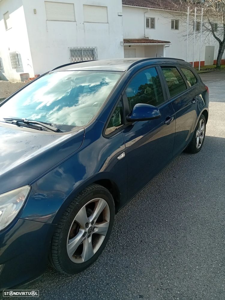 Opel Astra 1.3 CDTI Cosmo - 2