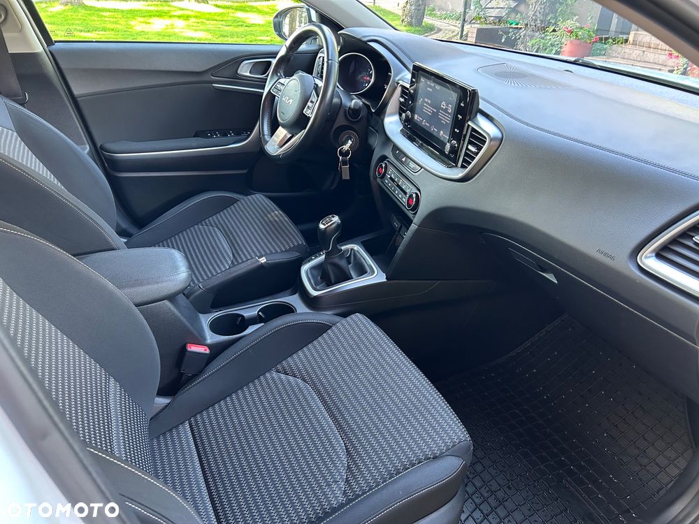 Kia Ceed 1.0 T-GDI M - 23