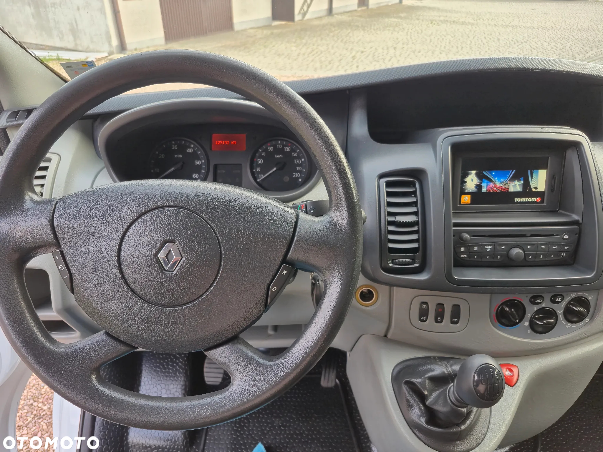 Renault Trafic - 21