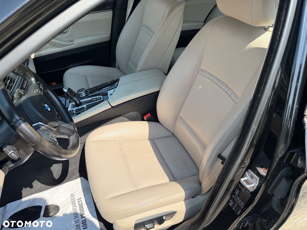 BMW Seria 5 518d Sport Line - 22