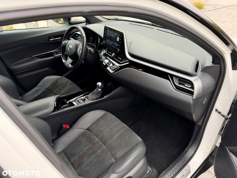Toyota C-HR 2.0 Hybrid GR Sport - 18