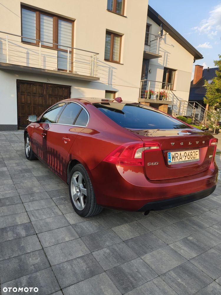 Volvo S60 D3 Momentum - 5