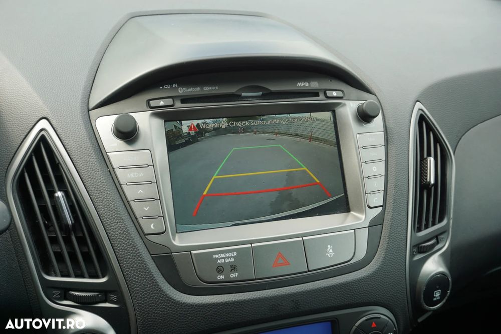 Hyundai ix35 2.0 CRDI 4WD Automatik Style - 16