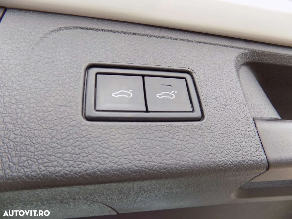 Volkswagen Passat 2.0 TDI SCR DSG Business - 25