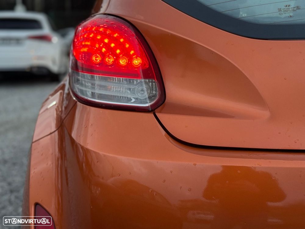 Hyundai Veloster 1.6 blue Style - 36