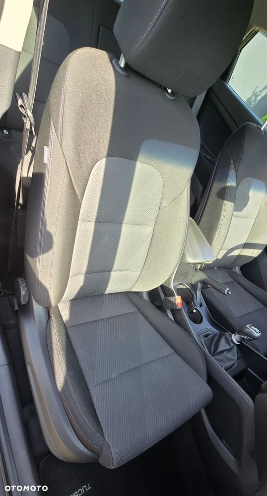 Hyundai Tucson 1.6 GDi 2WD Select - 16