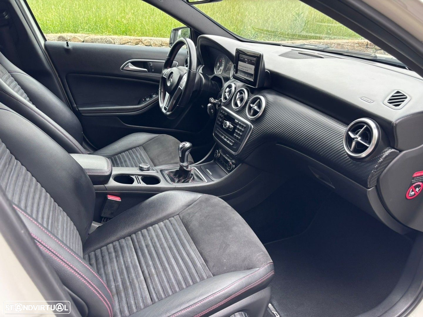 Mercedes-Benz A 180 CDi BE AMG Line - 8