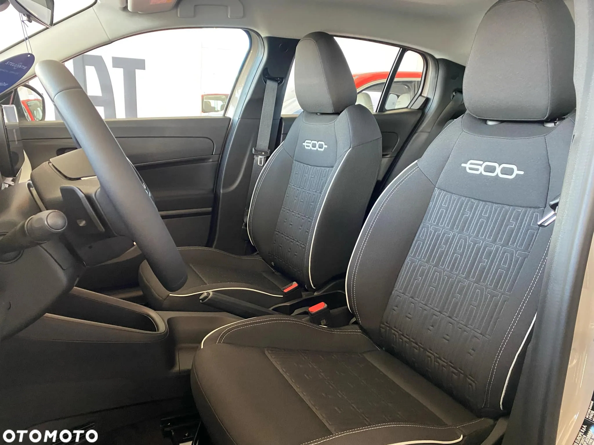 Fiat 600 1.2 Turbo Hybrid eDCT - 7