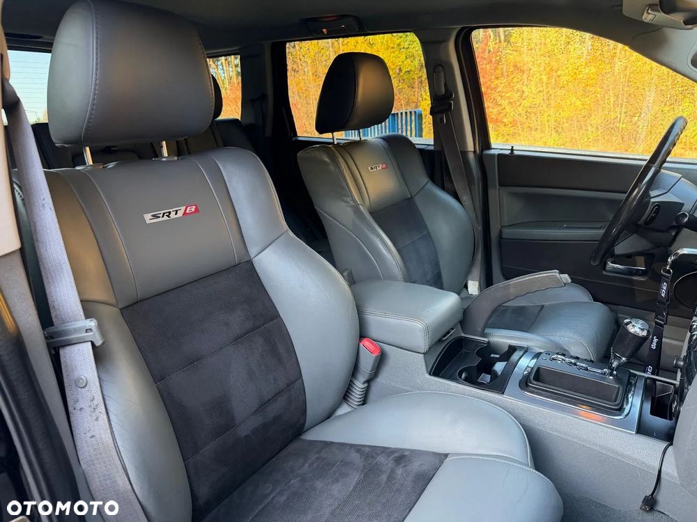 Jeep Grand Cherokee ver-6-1-v8-srt8 - 16