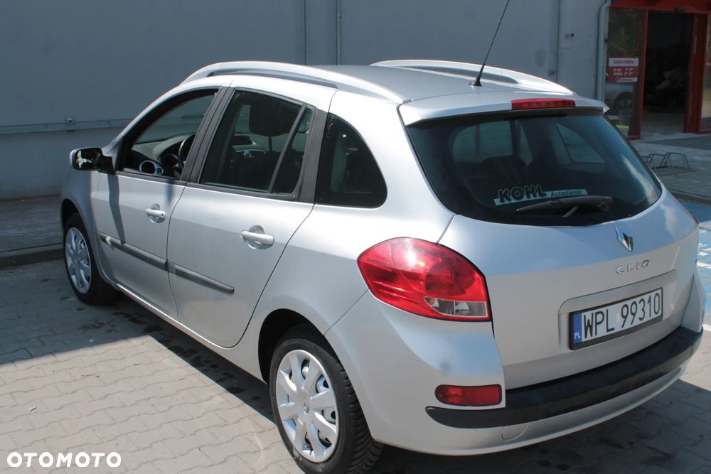 Renault Clio 1.2 16V All Inclusive - 10