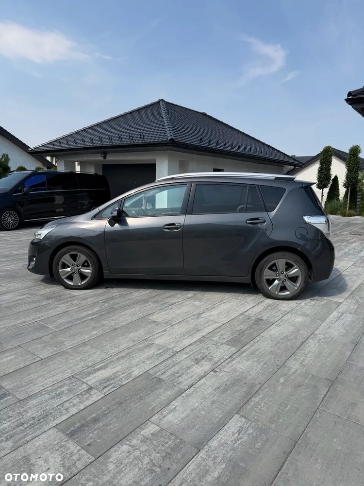 Toyota Verso 2.0 D-4D Active 7os - 4