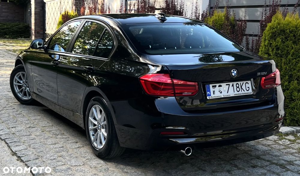 BMW Seria 3 318i Sport Line - 2