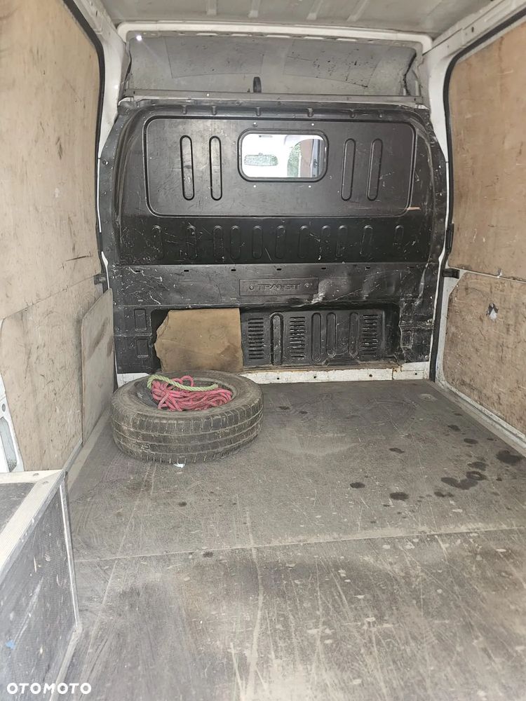 Ford Transit - 25