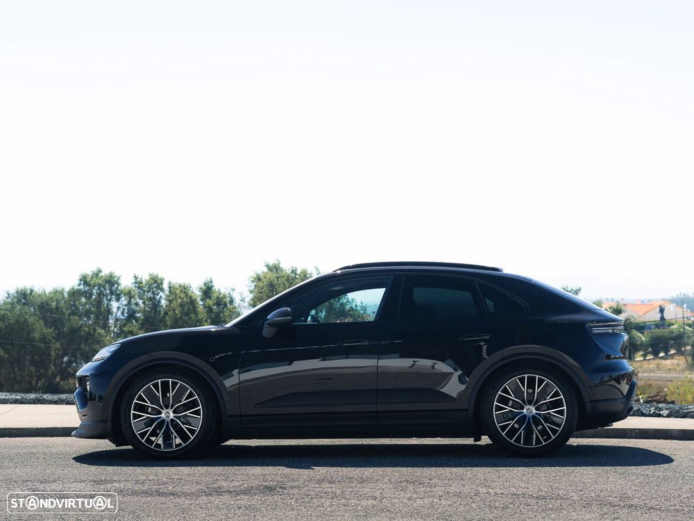 Porsche Macan 2025 photo 2