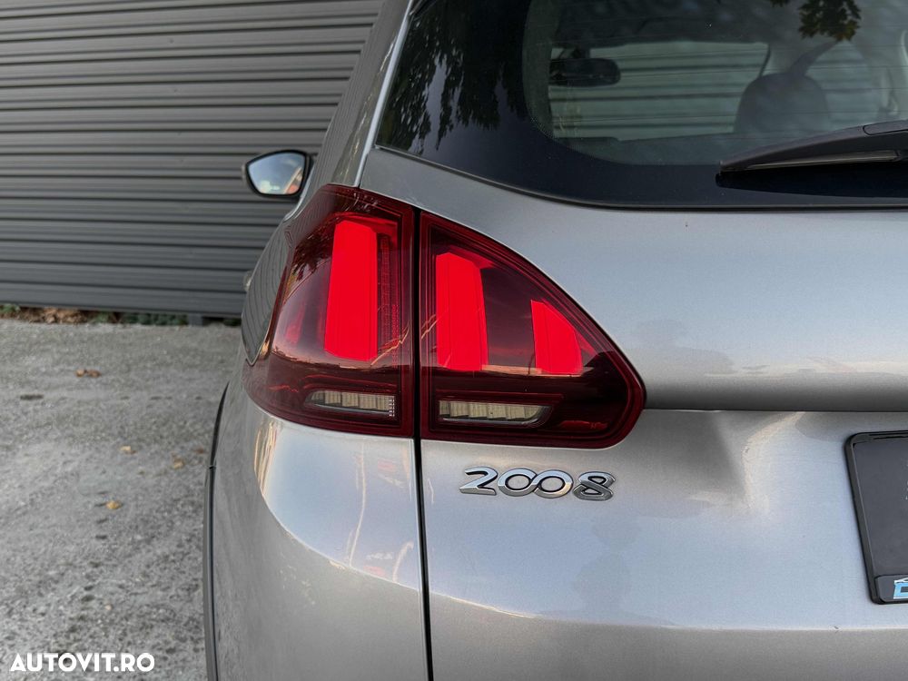Peugeot 2008 PureTech 110 Stop&Start Allure - 25