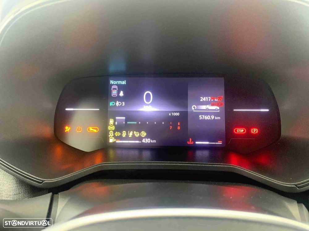 Renault Clio 1.0 TCe Evolution Bi-Fuel - 8