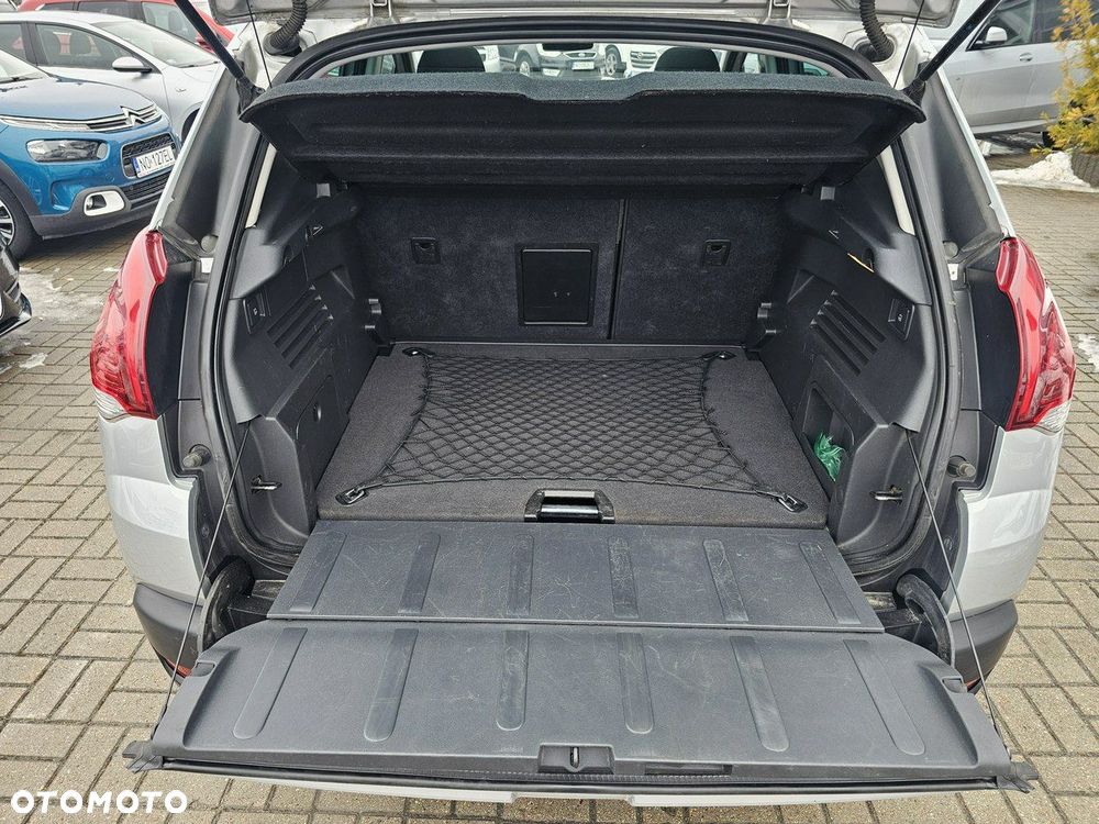 Peugeot 3008 1.6 Allure - 16