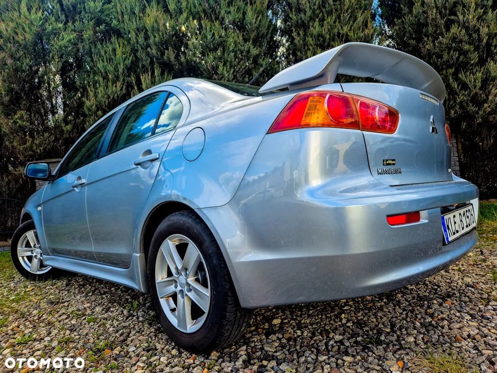 Mitsubishi Lancer - 13