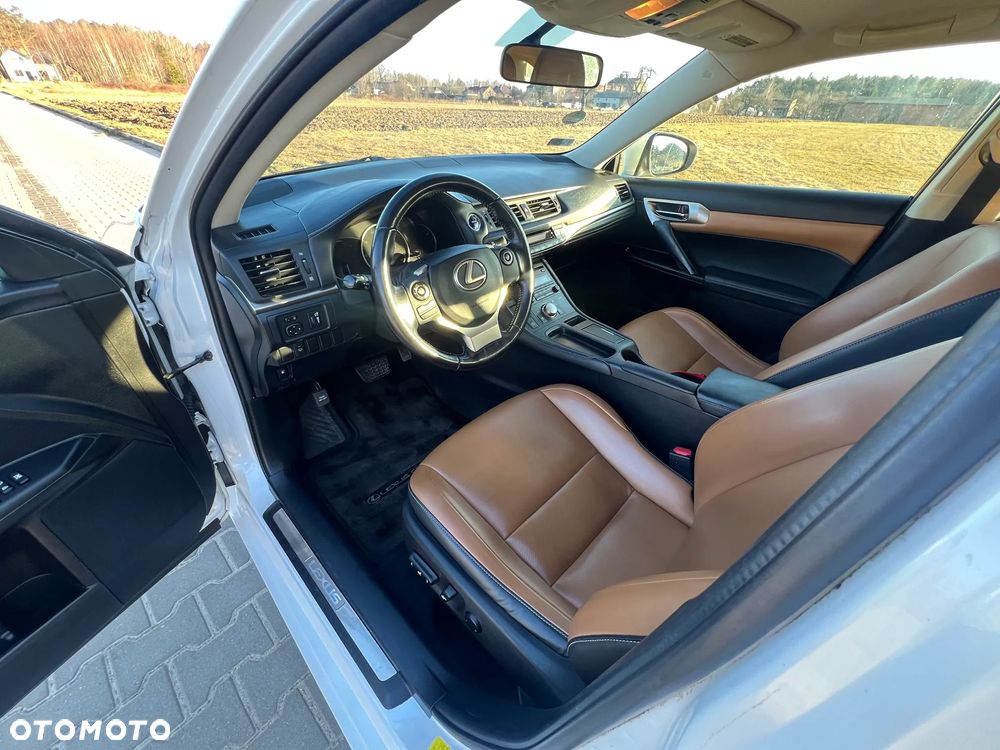 Lexus CT 200h Comfort - 6