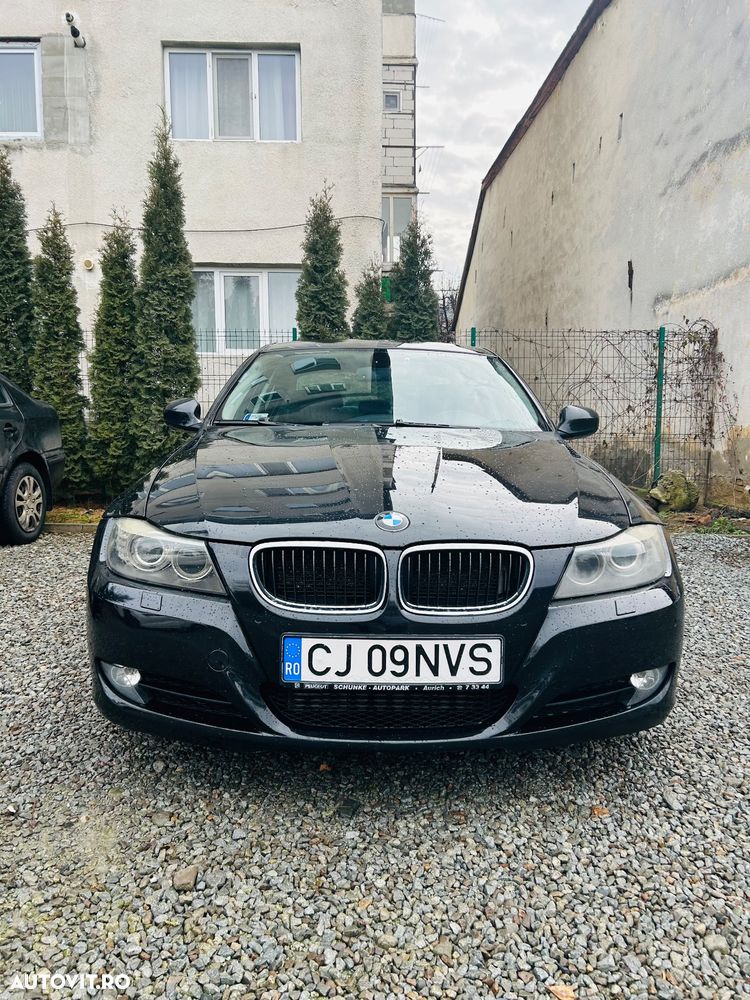 BMW Seria 3 320d xDrive DPF Aut. - 2