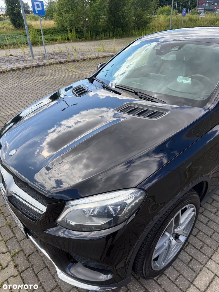 Mercedes-Benz GLE - 11