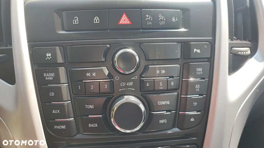 Opel Astra 1.4 Turbo 150 Jahre - 34