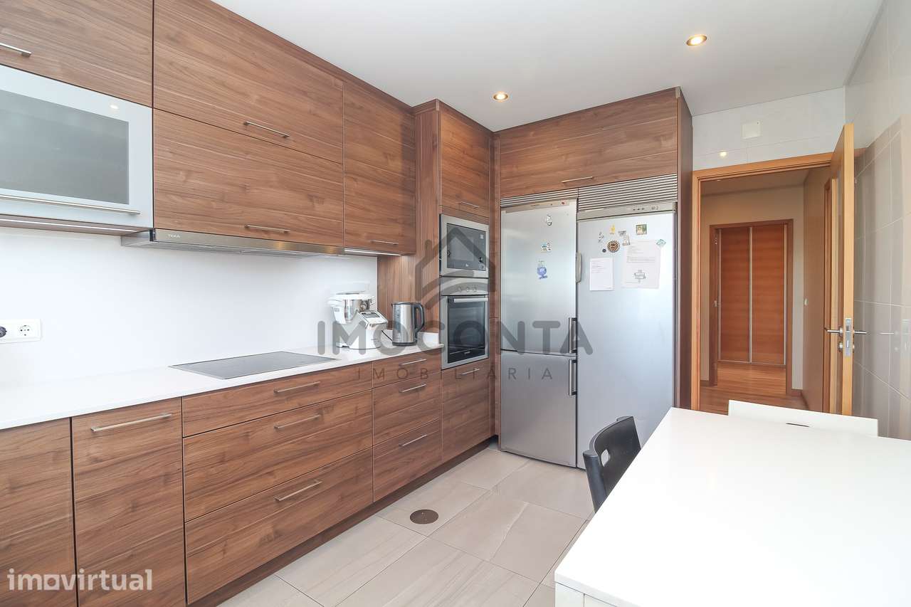 T2 com Excelentes Áreas | Lugar de Garagem | Campanhã | Porto - Grande imagem: 3/17