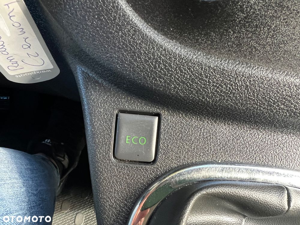 Renault Trafic - 32