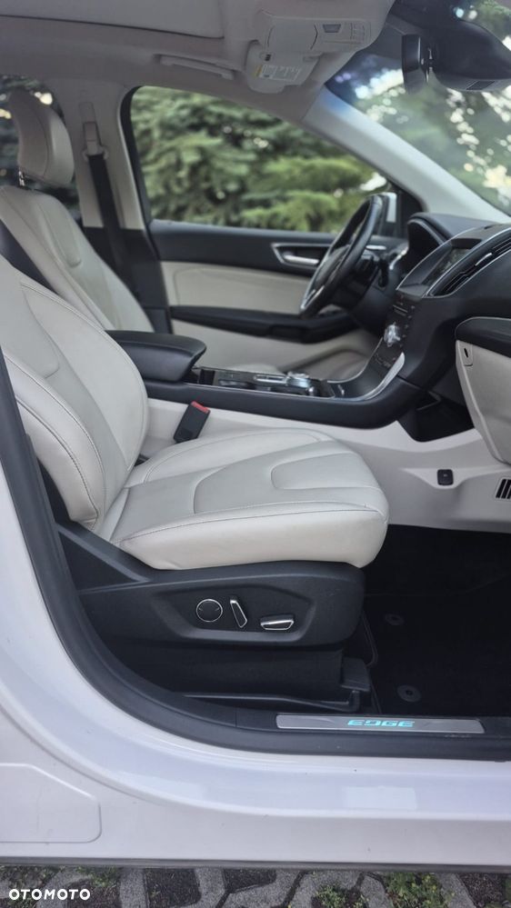 Ford Edge - 17