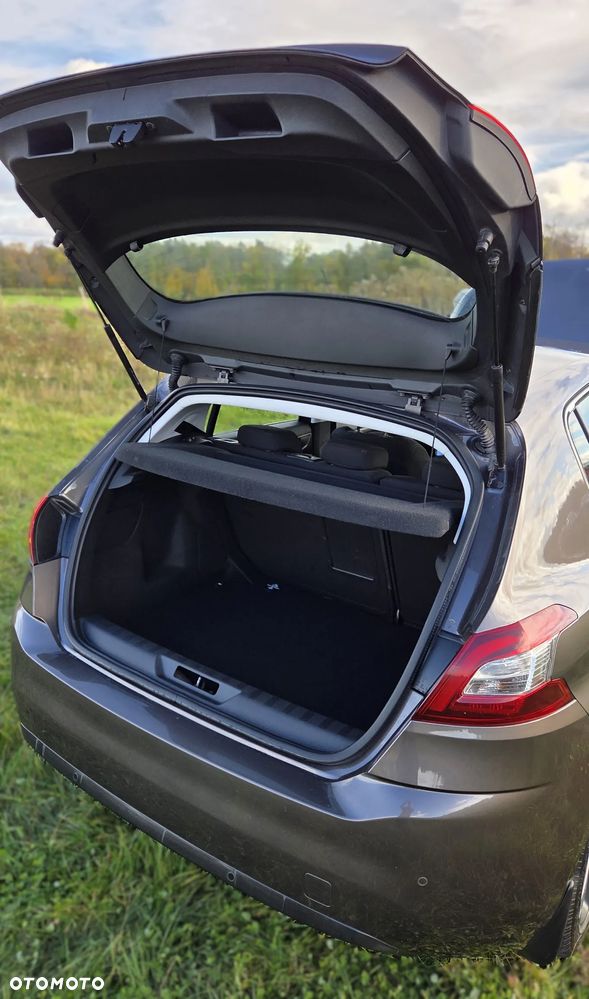 Peugeot 308 1.6 THP Allure - 11