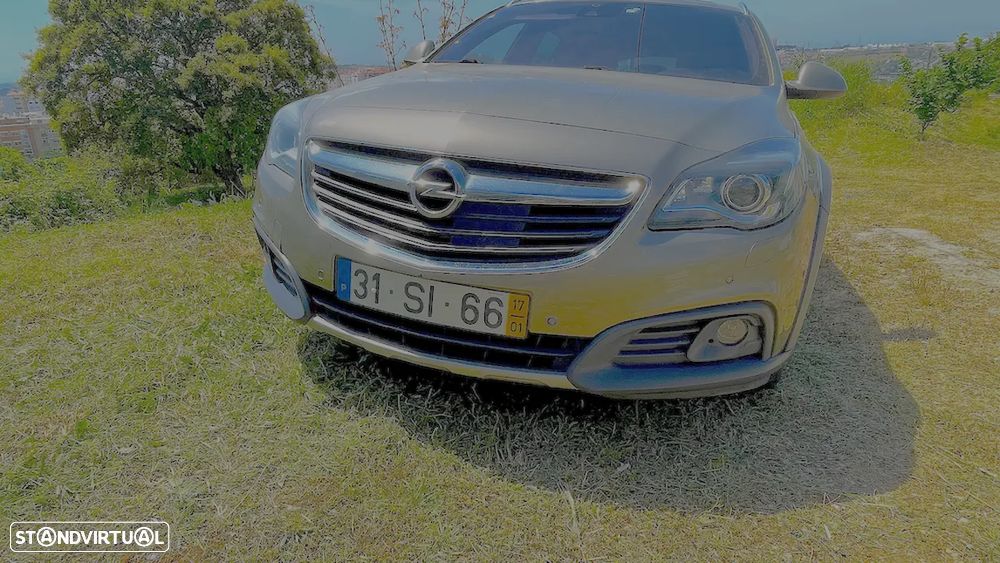 Opel Insignia Country Tourer 2.0 CDTi AWD S/S - 11