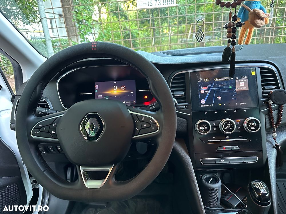 RENAULT Megane 2024 — imagine 16