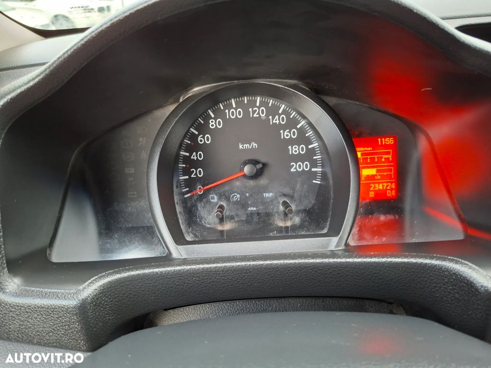 Nissan NV200 - 21