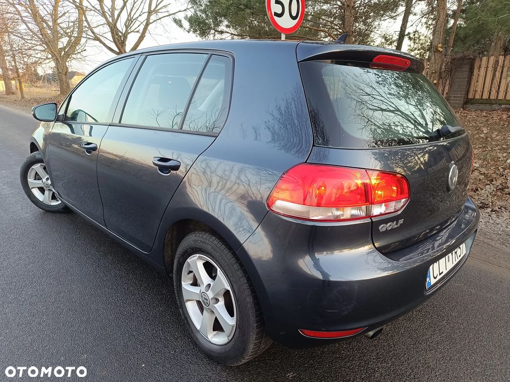 Volkswagen Golf 1.6 TDI BlueMot Comfortline - 4