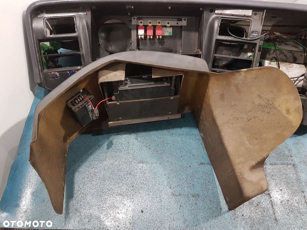 RENAULT ILIADE DESKA ROZDZIELCZA - 4