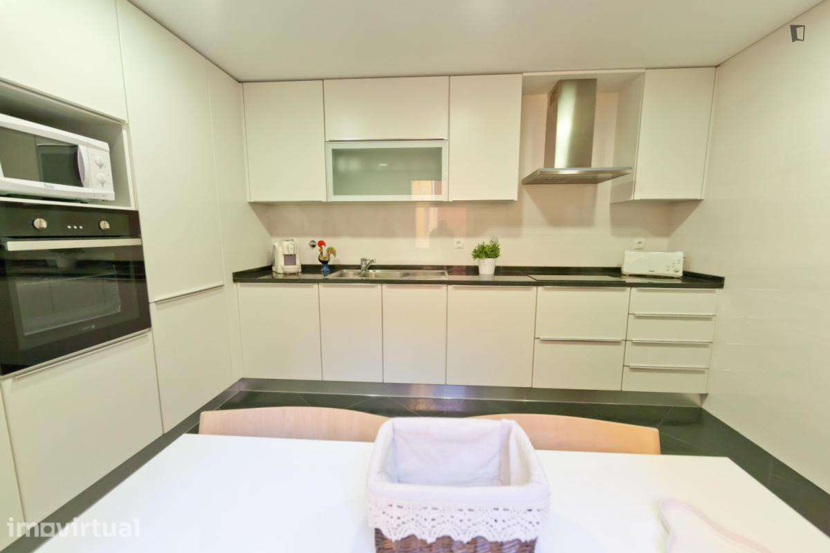 Apartamento com 1 quartos - localizado em Lumiar Lisbon - Grande imagem: 5/8