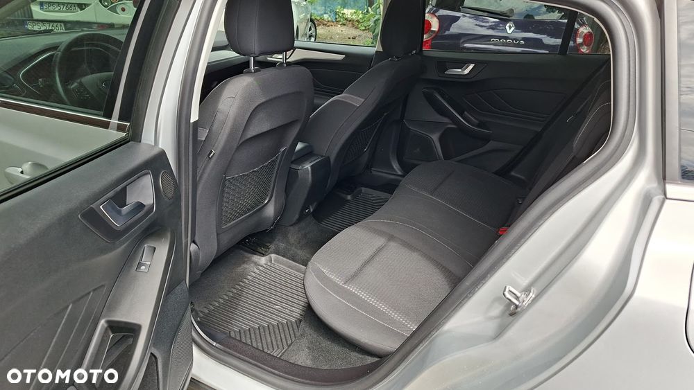 Ford Focus 2.0 EcoBlue STart-Stopp-System TITANIUM - 8