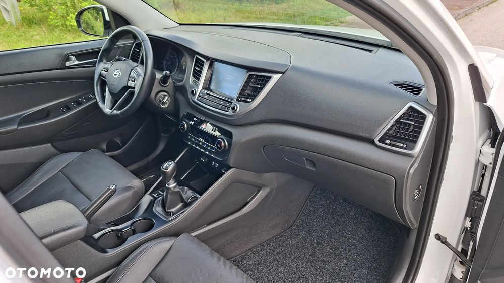 Hyundai Tucson 1.6 Turbo 2WD Passion - 32