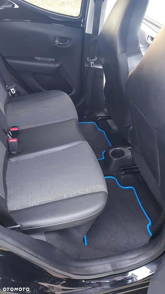 Toyota Aygo - 22